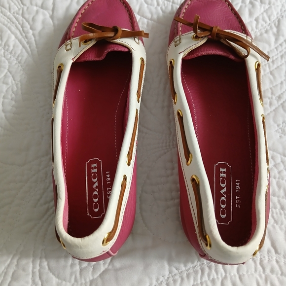 COACH VINTAGE TINY KITTEN HEEL LOAFERS Y2K - Picture 8 of 13